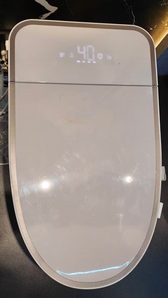 Унітаз-біде підлоговий KOER TB-0202 Smart з електронним керуванням, вбудований бак 5 л, Tornado 3.0, 680&times;405&times;455 мм (KR6072) KR6072 фото
