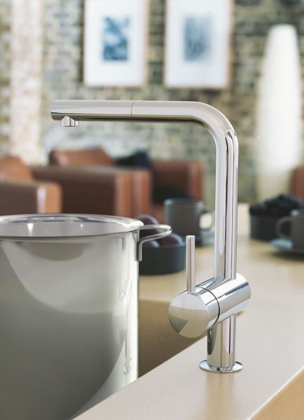 Смеситель для кухни с выдвижным изливом Grohe Minta (32168000) 32168000 фото
