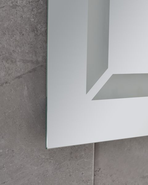 Дзеркало Mixxus LIGHT MR01-80x60 з Led Touch, Anti-fog, димером, регулятором яскравості, годинником (MI5998) MI5998 фото